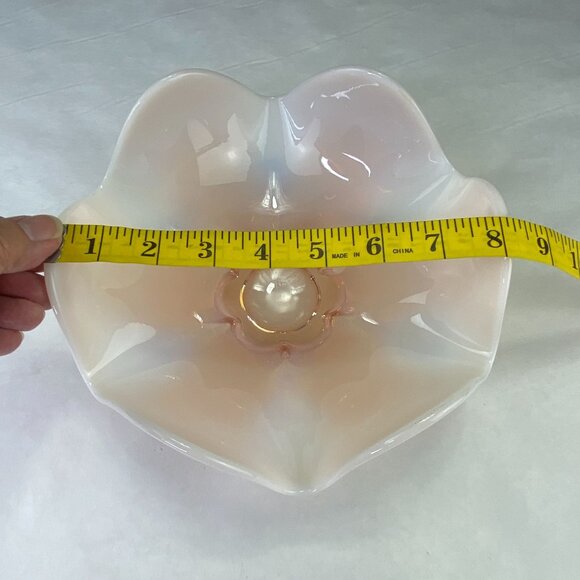 Vintage Duncan Miller Canterbury Pink Opalescent Glass Bowl - Picture 9 of 10